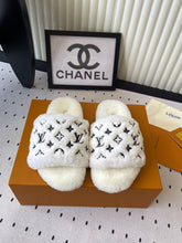 China Replica LV Women Shoes 91usd Only